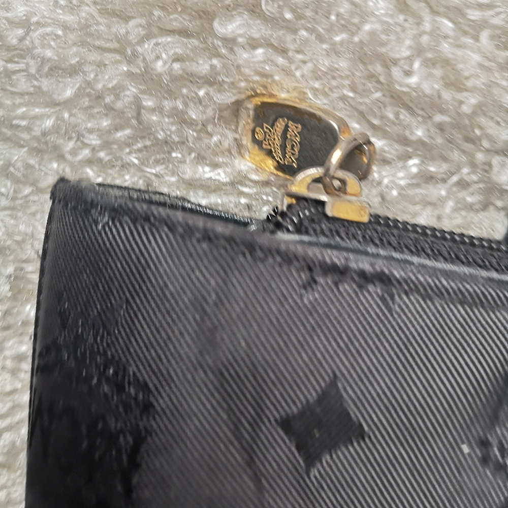 Authentic MCM vintage bag - Picture 7 of 15